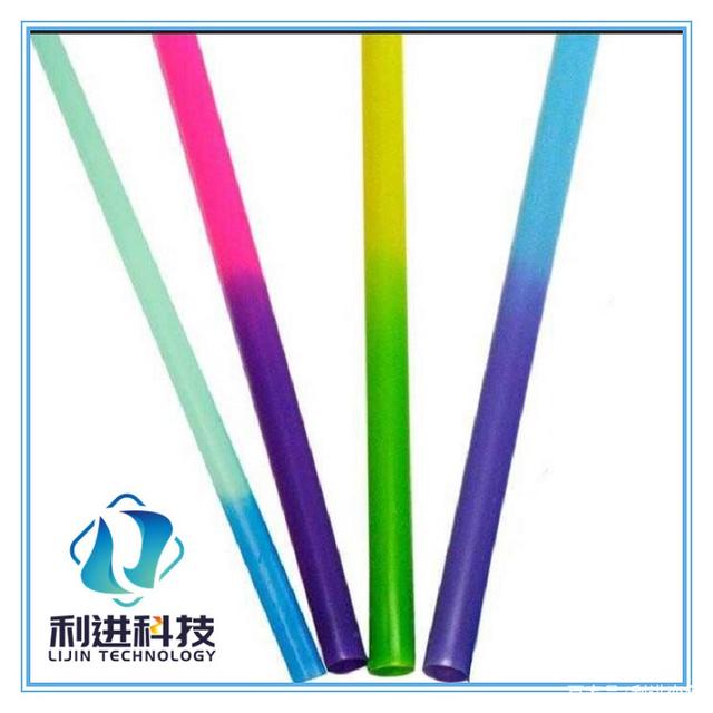 「熱敏溫變?cè)喜少徆?yīng)」PP材質(zhì)的遇冷變色吸管環(huán)保嗎？